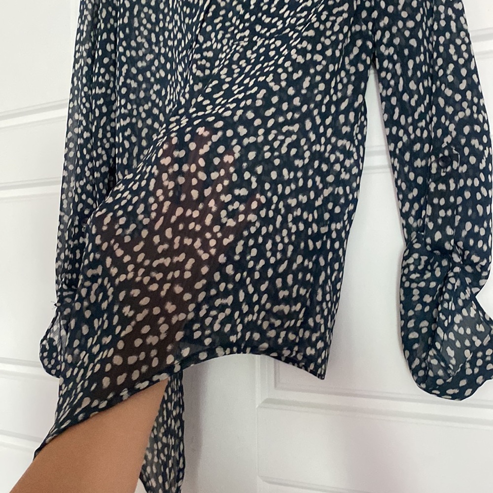 Blouse - Picture 2 of 4